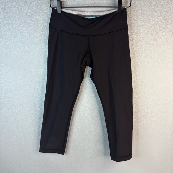 Lululemon Leggings w/ Colorblock Waist - Picture 1 of 8